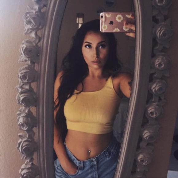 Meet your Posher, Keylee - Picture 1 of 1